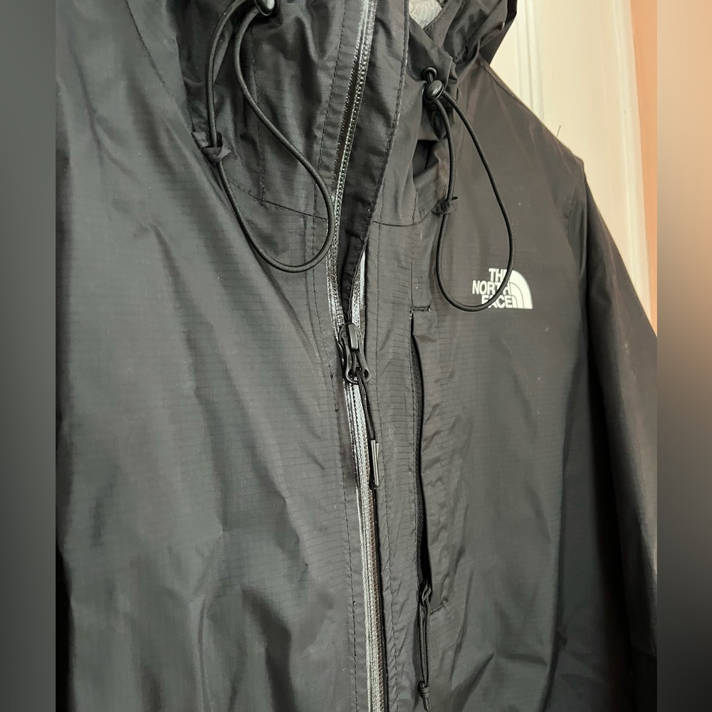 The North Face Black Rain Jacket - Picture 6 of 6
